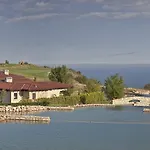Blacksearama Golf & אתר נופש בלצ'יק