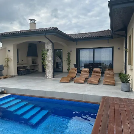 Blacksearama Golf & 5*