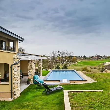 Blacksearama Golf & Üdülőközpont Balcsik