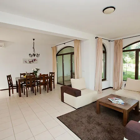 ブラックシーラマ ゴルフ ＆ リゾート バルチク