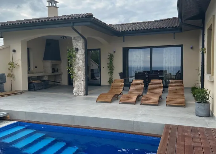 Blacksearama Golf & 5*