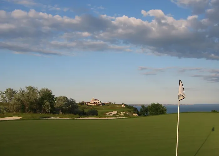 Blacksearama Golf & Semesteranläggning (resort) Baltjik