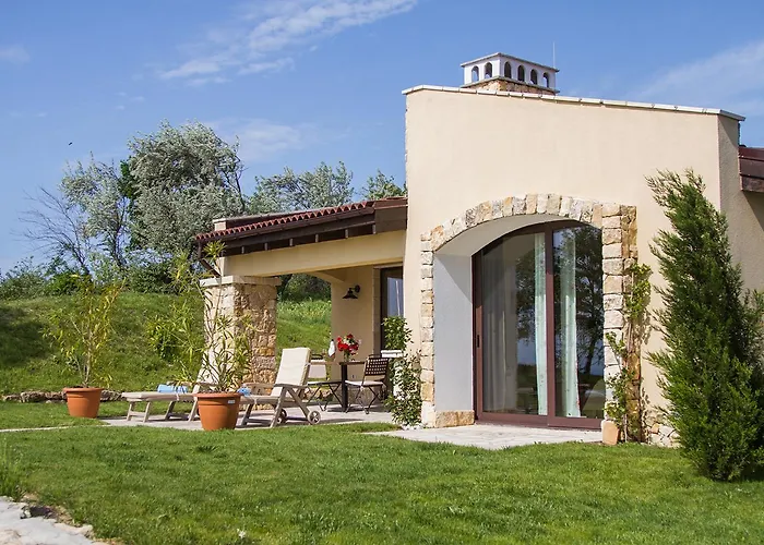 Blacksearama Golf & Semesteranläggning (resort) Baltjik